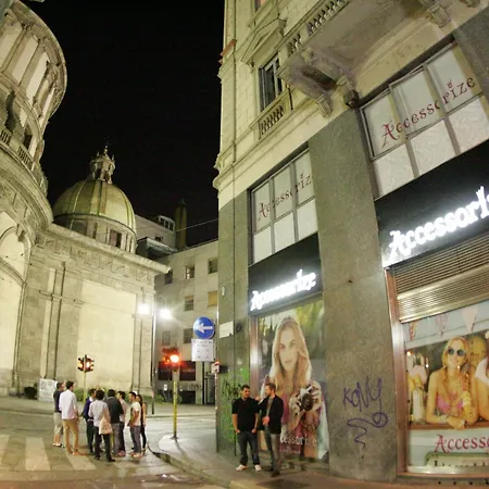Casa - Classic Elegance, Balcony Apartamento Milán